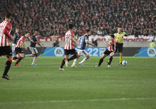 Fortaleza e Estudiantes na Libertadores
