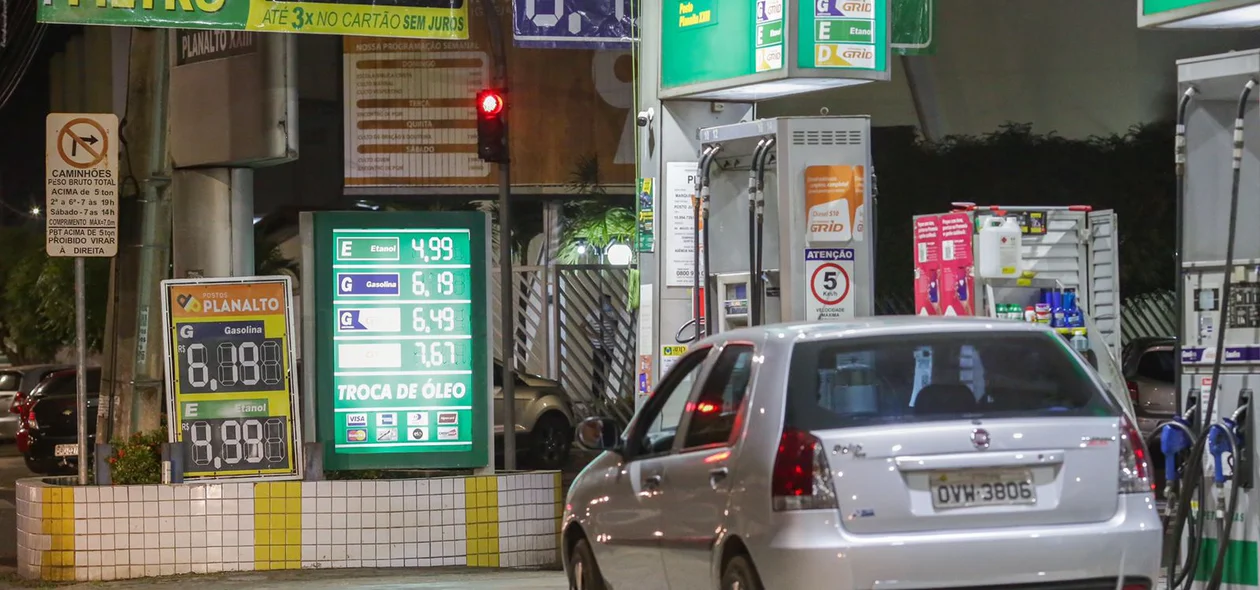 Gasolina ainda é encontrada acima de R$ 6 em Teresina
