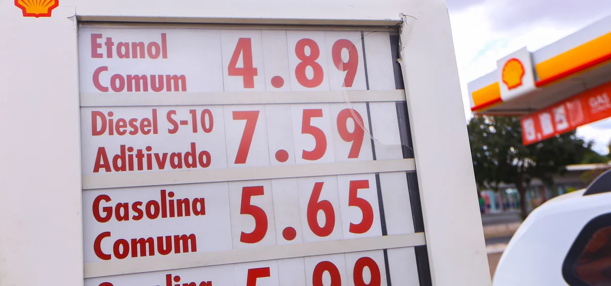 Gasolina comum a R$ 5,65