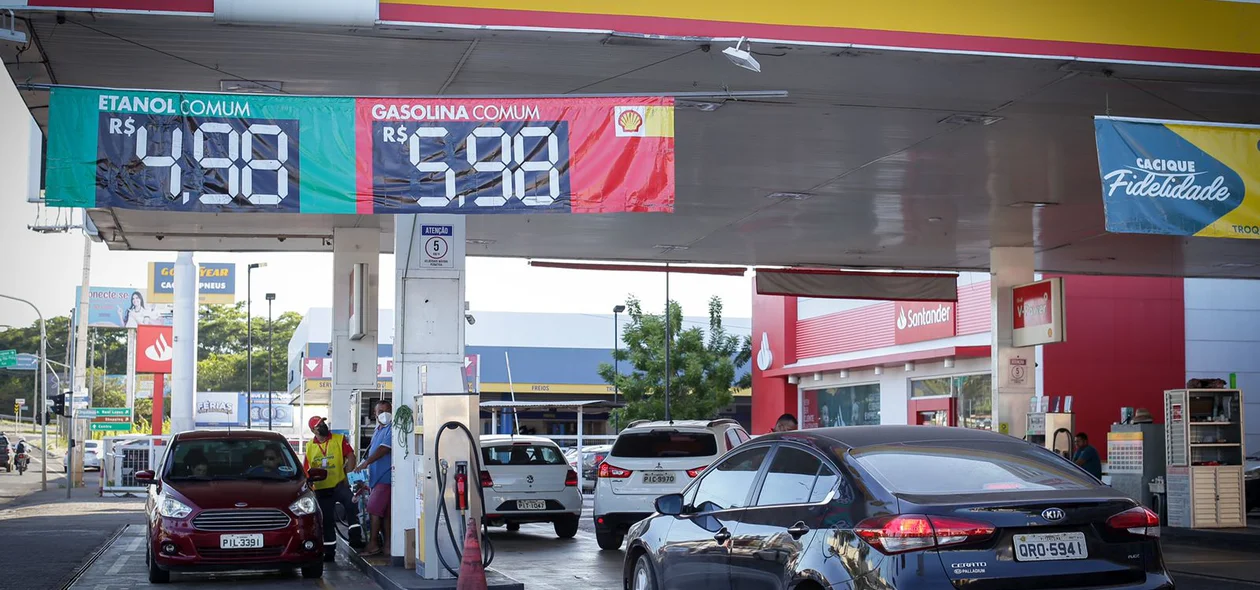 Gasolina é vendida a R$ 5,98 em Teresina
