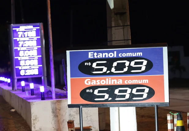 Gasolina já é encontrada a R$ 5,99 em Teresina