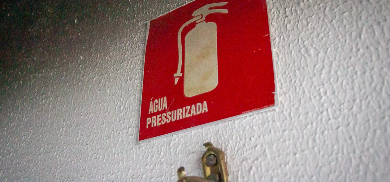 Extintor de incêndio