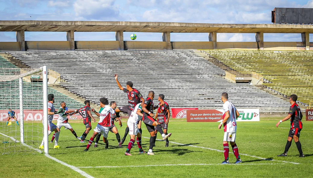 Jogada perigosa a favor do Fluminense