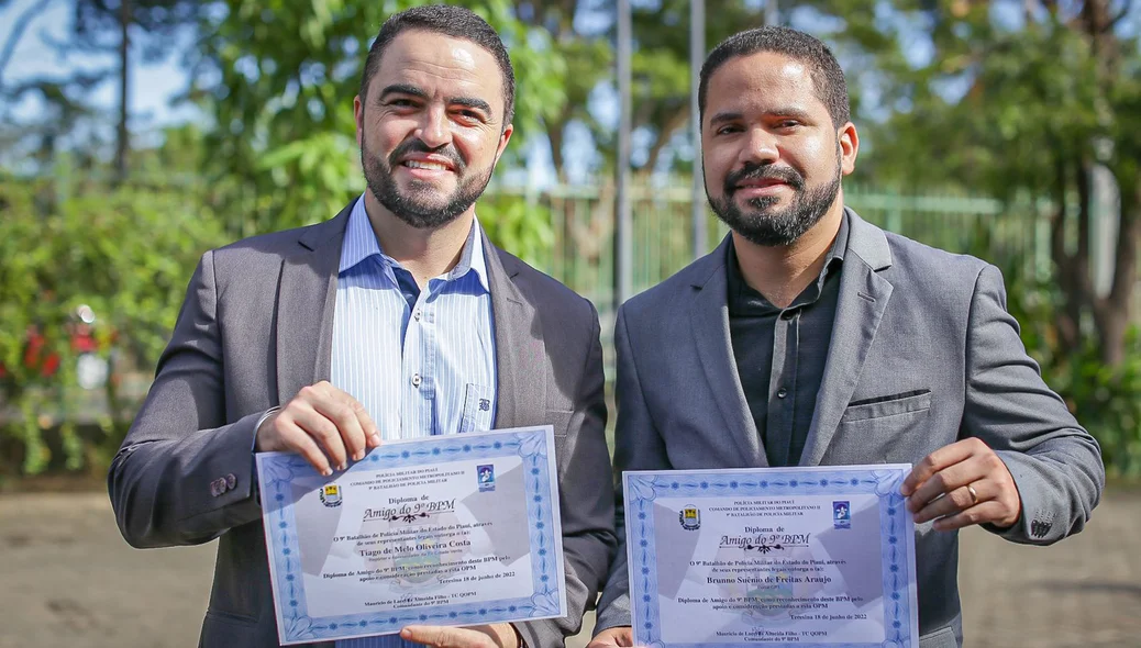 Jornalistas Brunno Suênio e Tiago Melo