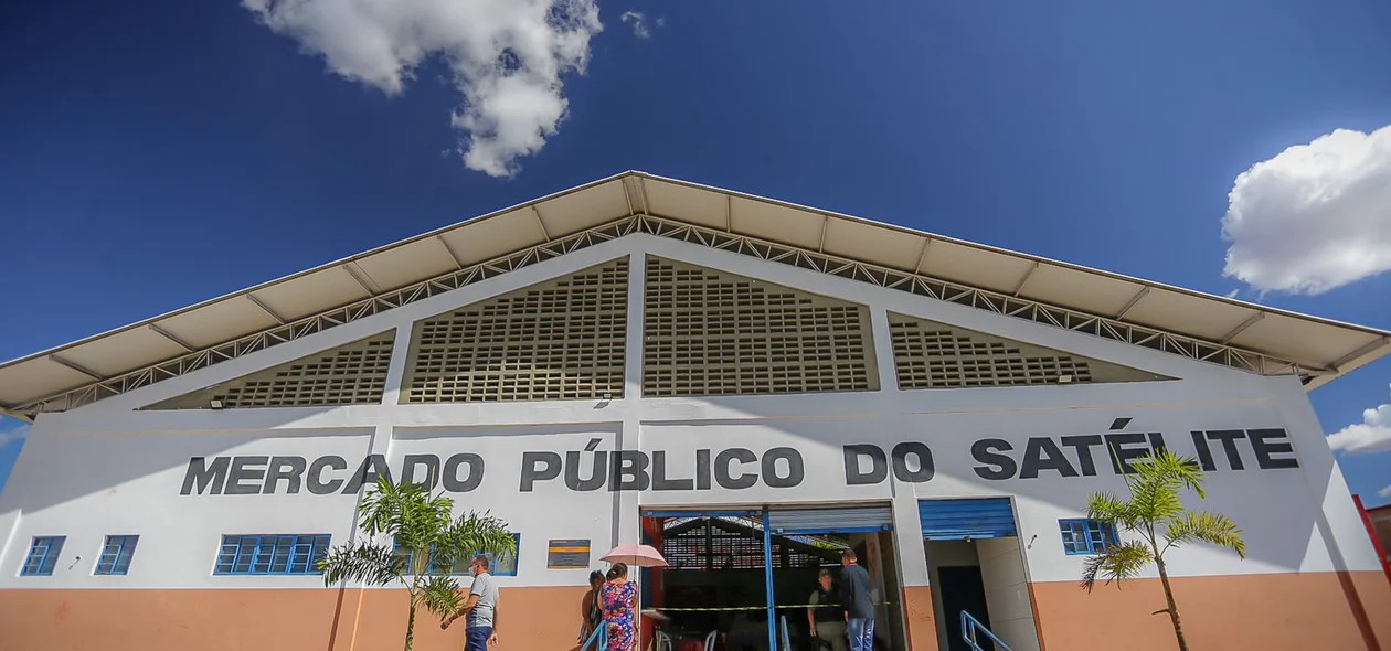 Mercado do bairro Satélite