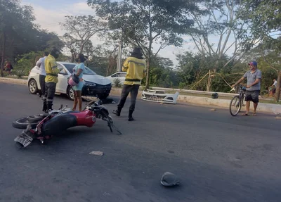 Motociclista fica ferido após acidente na Avenida Piauí em Timon