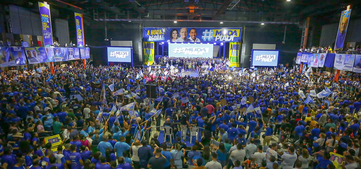 Multidão presente no evento