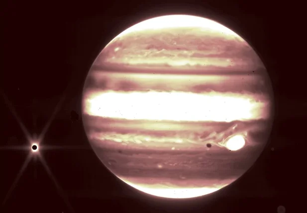 Imagens de Júpiter capturadas pelo telescópio James Webb