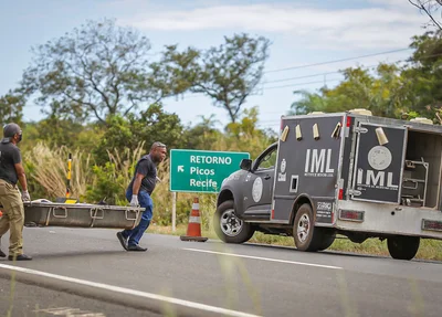 O corpo foi recolhido pela equipe do IML