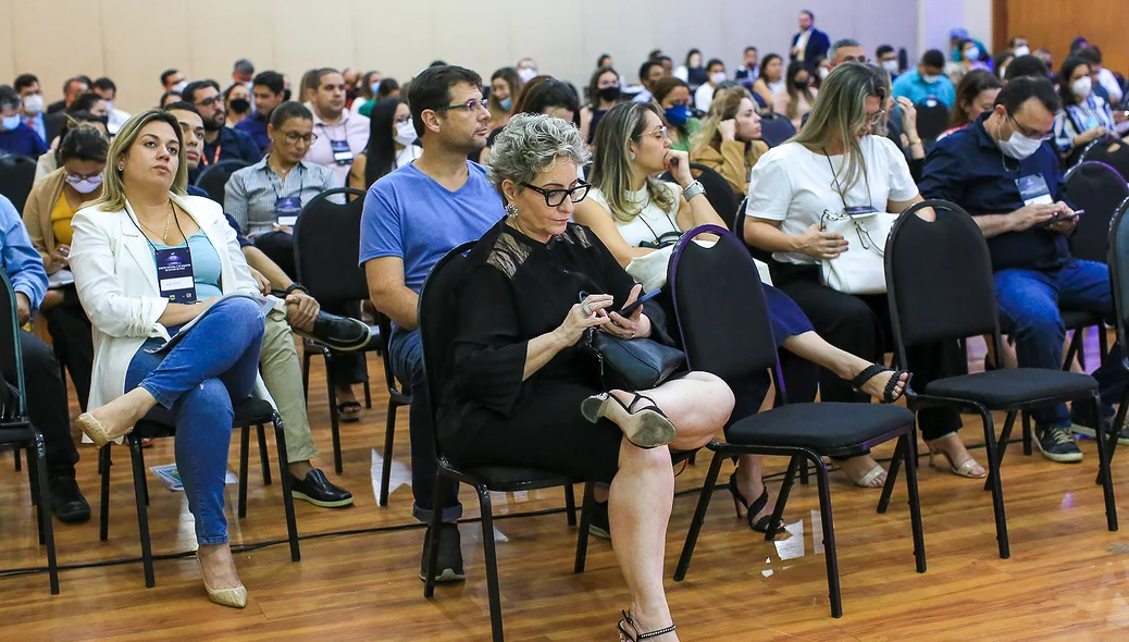 O evento conta com a participação de renomados profissionais da área
