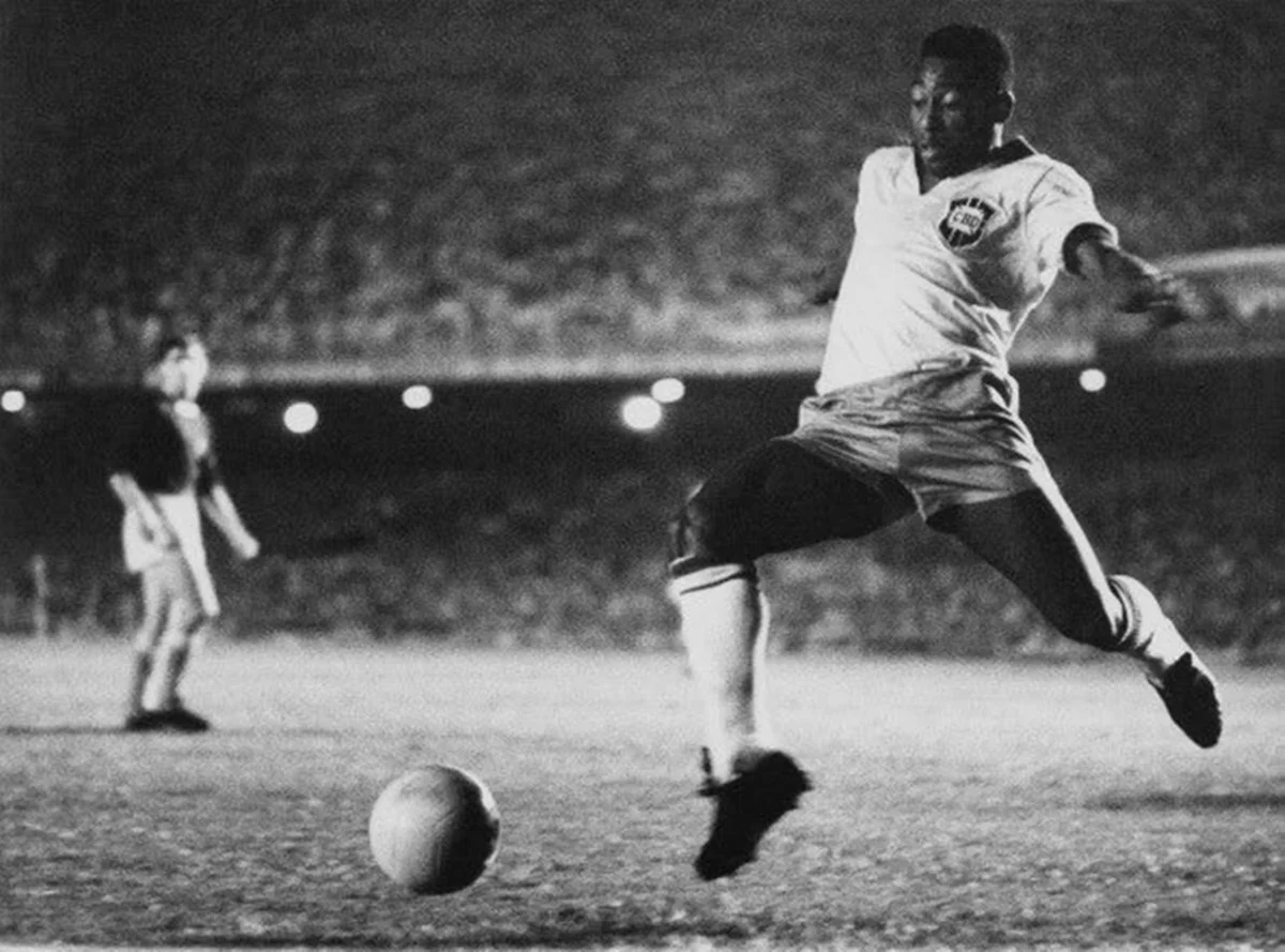 Primeiro gol do Rei Pelé faz 65 anos: era 7 de setembro de 1956