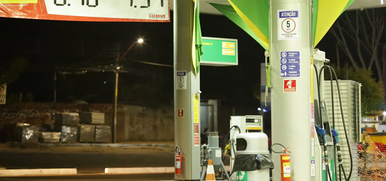 Posto Cacique na Avenida Presidente Kennedy