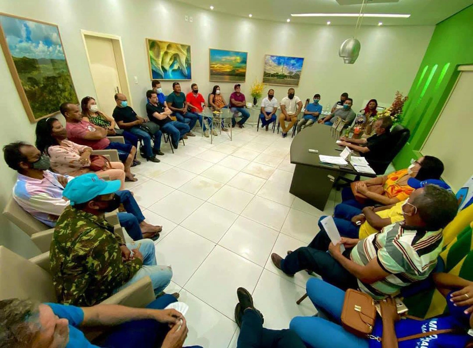 Prefeito de Campo Maior se reúne com lideranças comunitárias