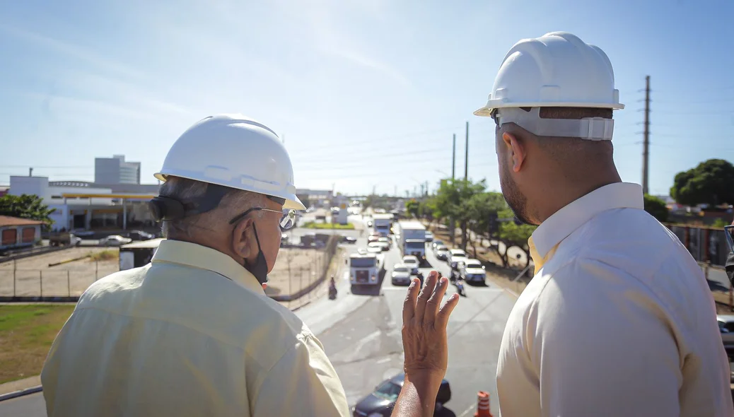 Prefeito Dr. Pessoa e Juca Alves visitam obra do Viaduto da Tabuleta