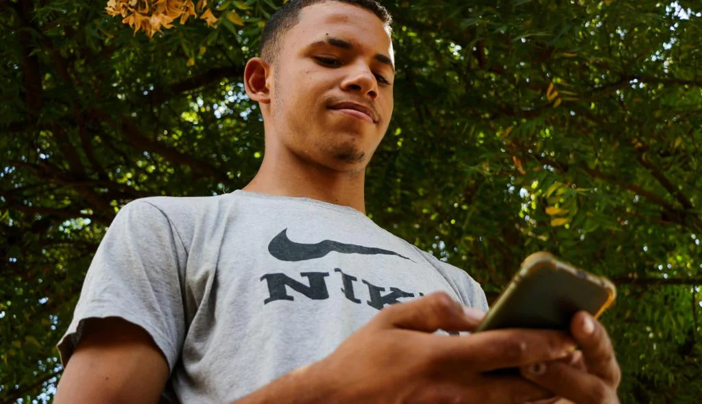 Rapaz de 19 anos lamenta ter perdido seu emprego