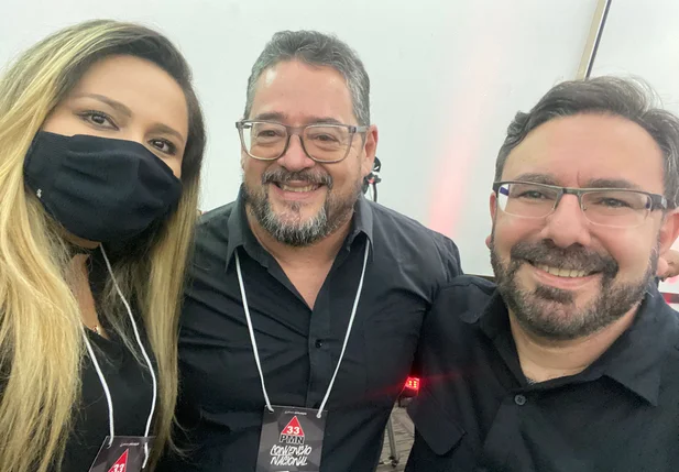 Ravenna Castro e Ajosé em convenção nacional