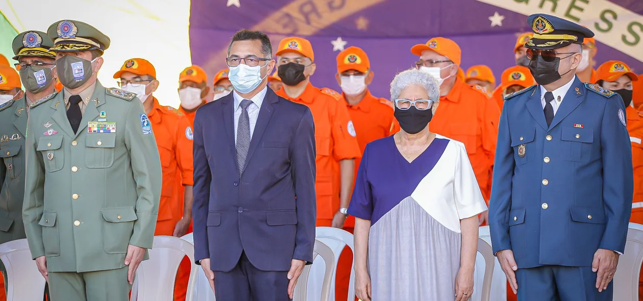 Regina Sousa assina promoções de oficiais e praças do Corpo de Bombeiros