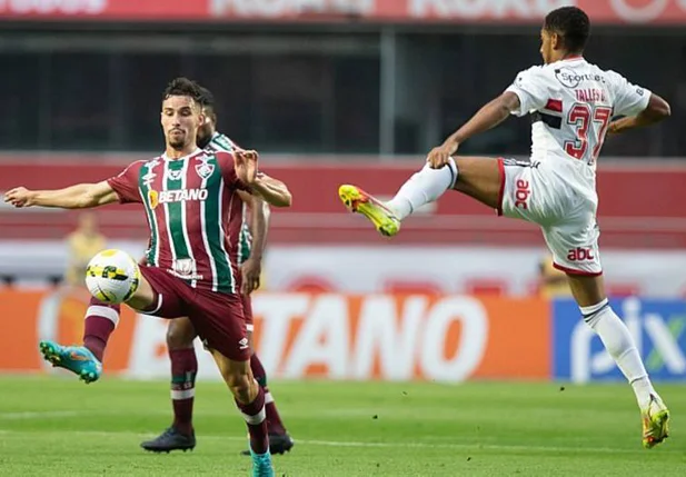 São Paulo e Fluminense empatam em jogo com primeiro tempo eletrizante pelo Brasileirão