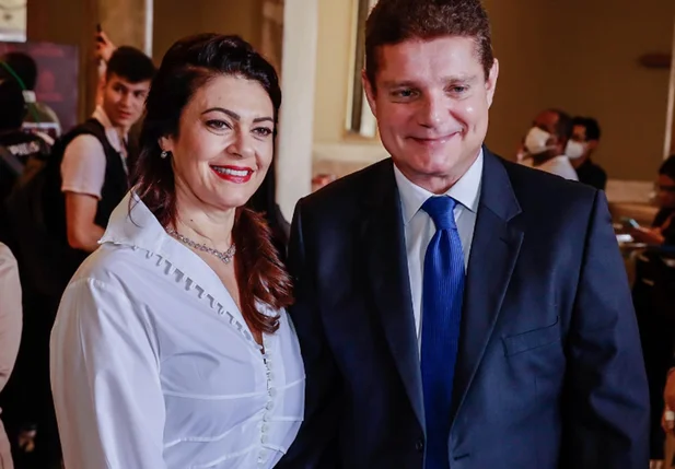 Tecla Caddah e Marcos Rotta