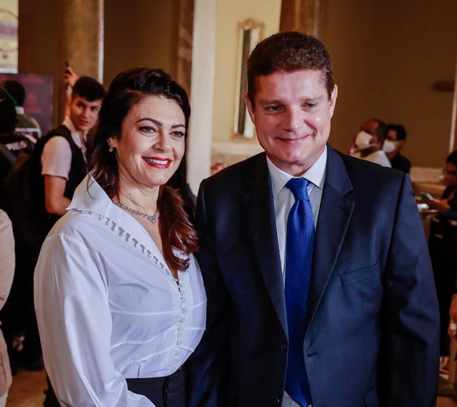 Tecla Caddah e Marcos Rotta