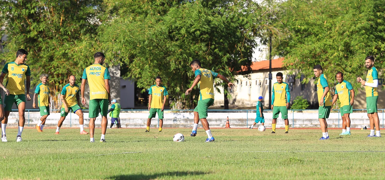 Time se preparando para a próxima partida do campeonato