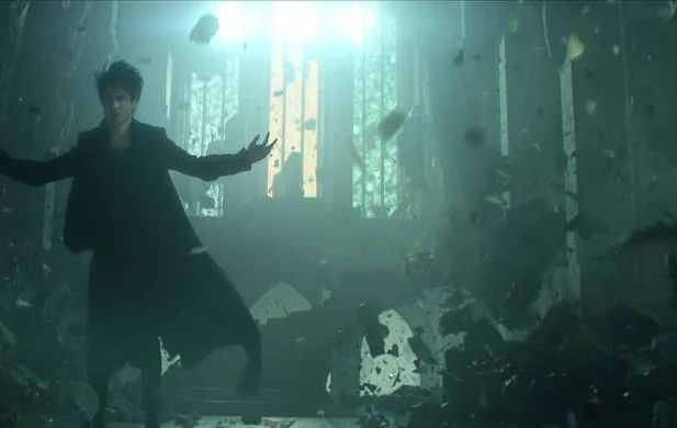 Tom Sturridge como Rei dos Sonhos em 'Sandman', que estreia em 5 de agosto da Netflix.