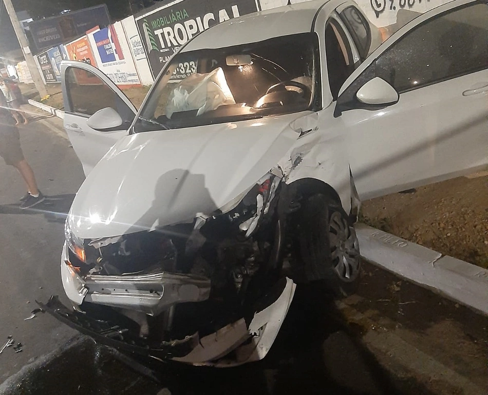 Veículo Fiat Argo envolvido no acidente