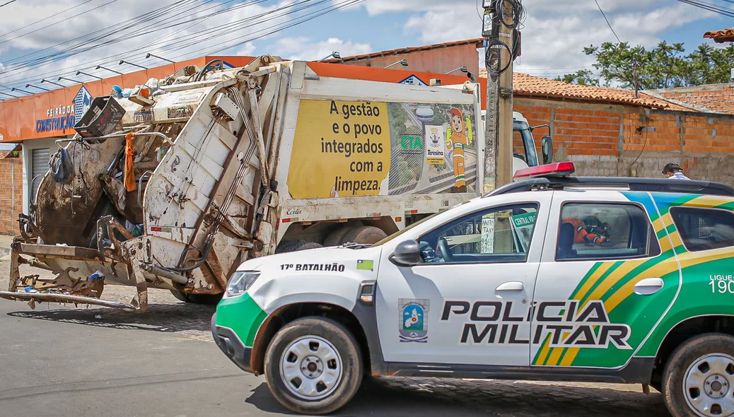 Viatura da PM no local do acidente