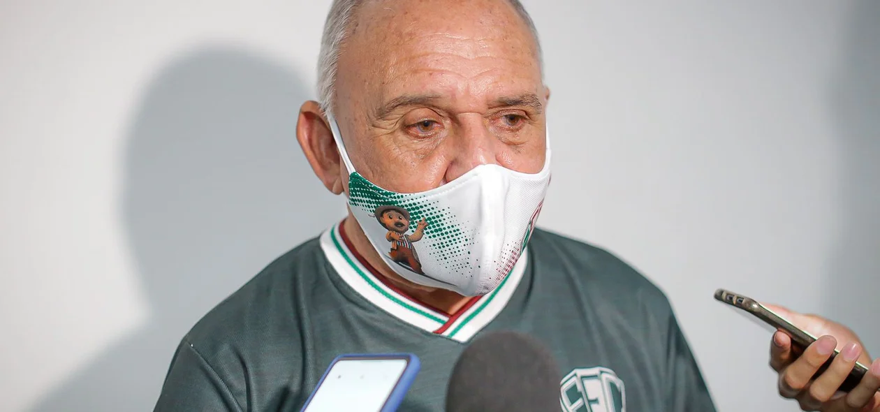 Vicente Medeiros