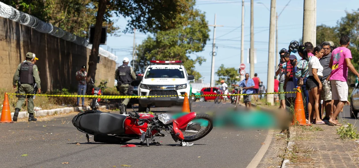 Acidente na Avenida Nicanor Barreto