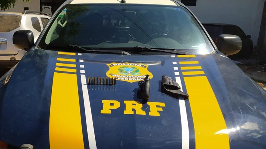 Arma de fogo apreendida pela PRF