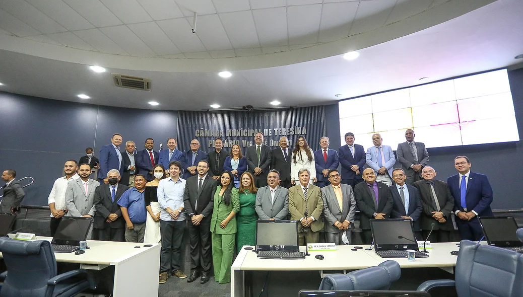 Autoridades na Câmara Municipal de Teresina