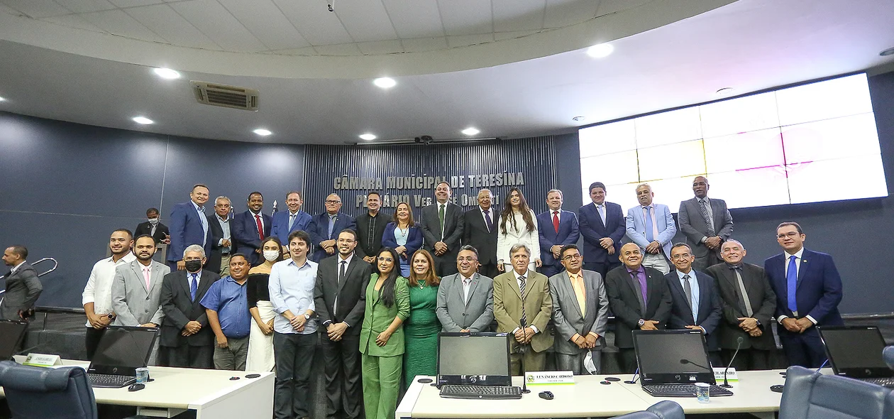 Autoridades na Câmara Municipal de Teresina