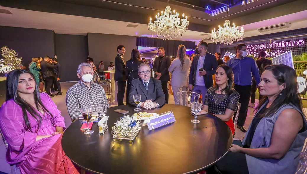 Autoridades no evento