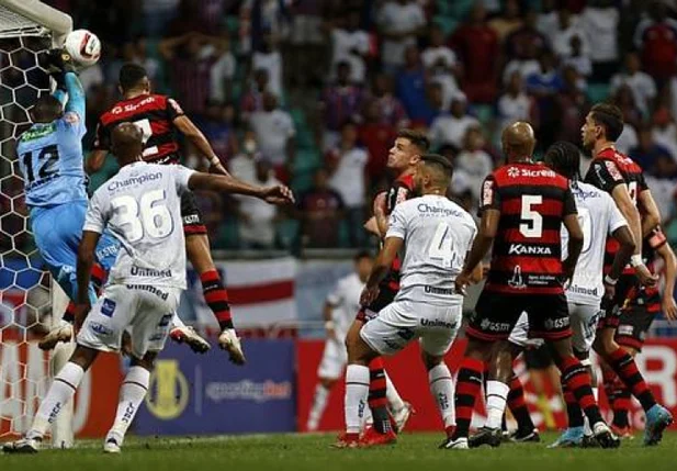 Bahia sofre, mas consegue vitória sobre o Ituano em Salvador