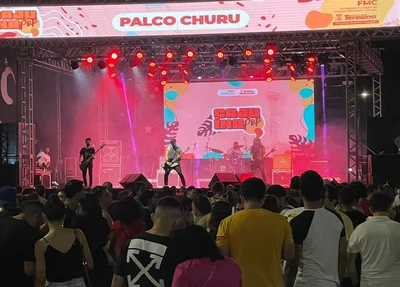 Cajuína Pop reúne multidão em última noite