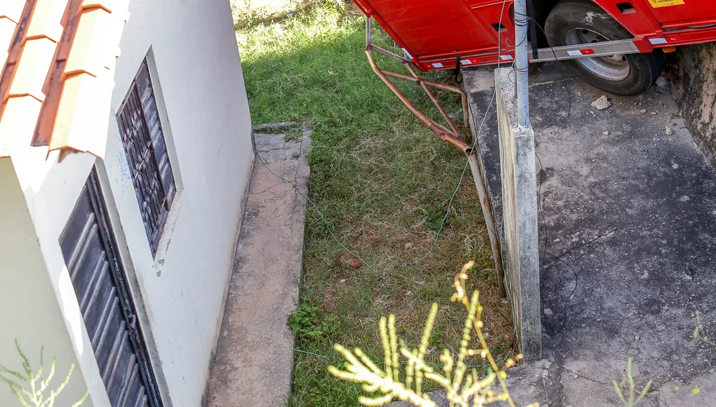 Caminhão da Coca-Cola quase atingiu uma residência