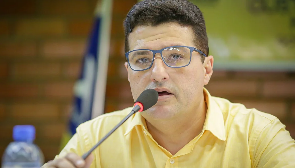 Candidato ao Senado Gustavo Henrique
