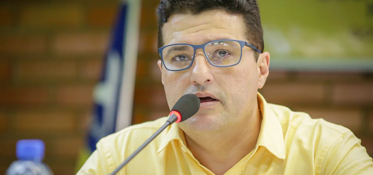 Candidato ao Senado Gustavo Henrique
