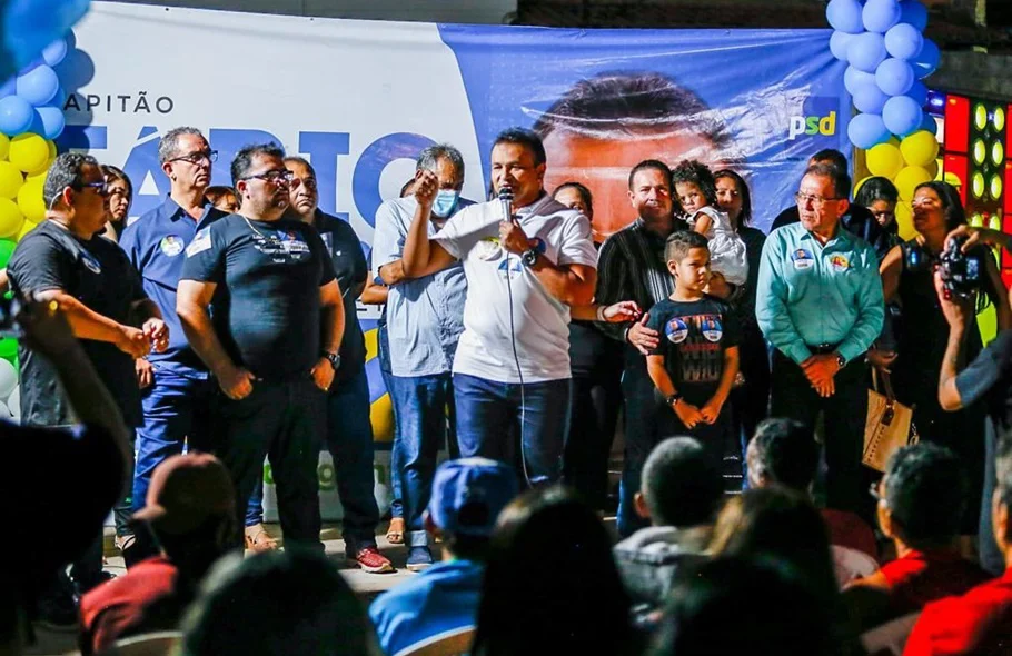 Capitão Fábio Abreu em discurso de suas propostas