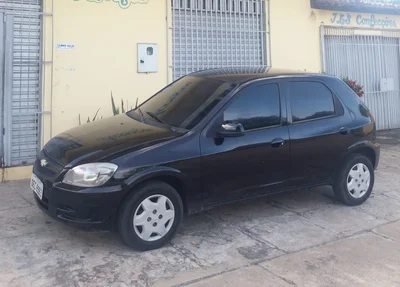Celta roubado no bairro Ilhotas
