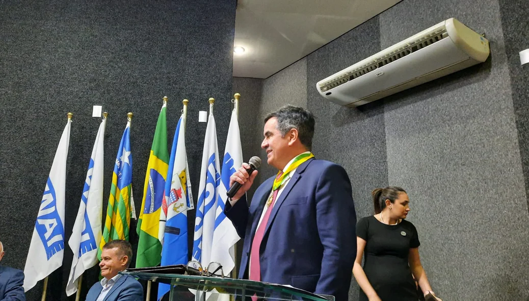 Ciro Nogueira discursando