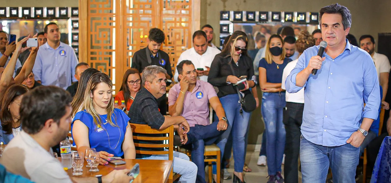 Ciro Nogueira reúne prefeitos