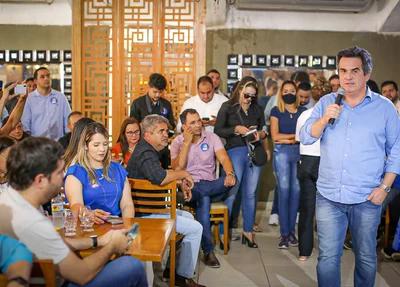 Ciro Nogueira reúne prefeitos