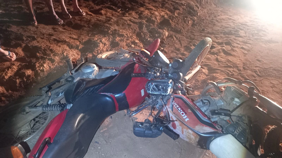 Colisão entre motocicletas deixa homem morto em Betânia do Piauí