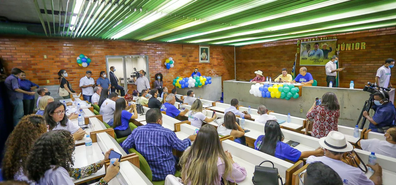 Convenção homolaga candidaturas do Patriota