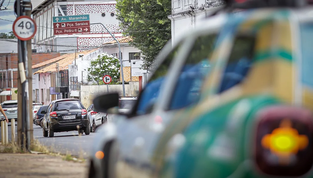Criminoso é baleado durante tentativa de assalto no centro de Teresina