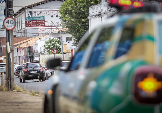 Criminoso é baleado durante tentativa de assalto no centro de Teresina