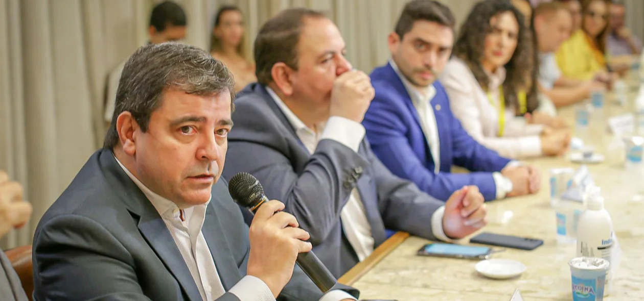 Cristiano Teixeira, Superintendente do Banco do Brasil