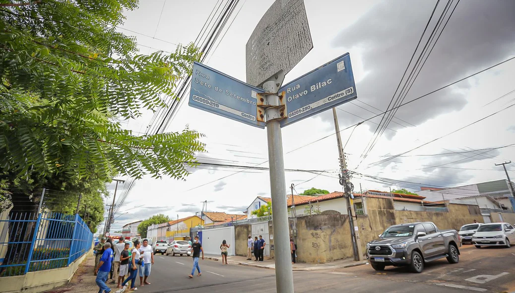 Cruzamento da Rua 7 de Setembro com Olavo Bilac